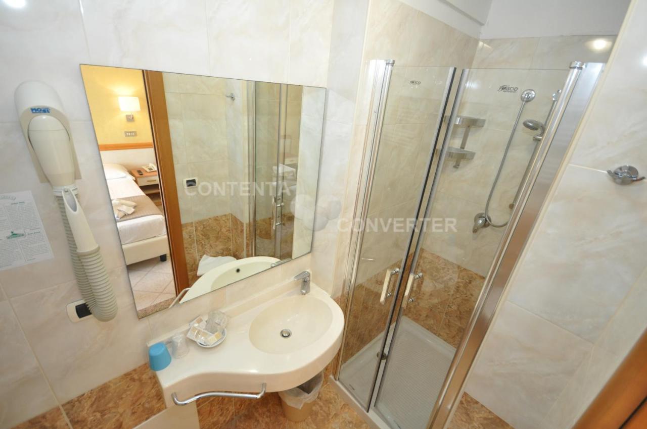 Hotel Adriatic&Beauty Rimini Exterior photo