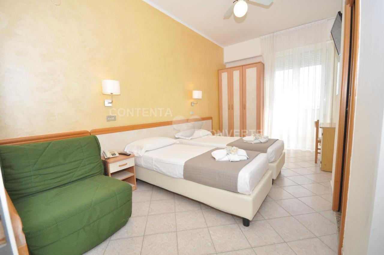 Hotel Adriatic&Beauty Rimini Exterior photo