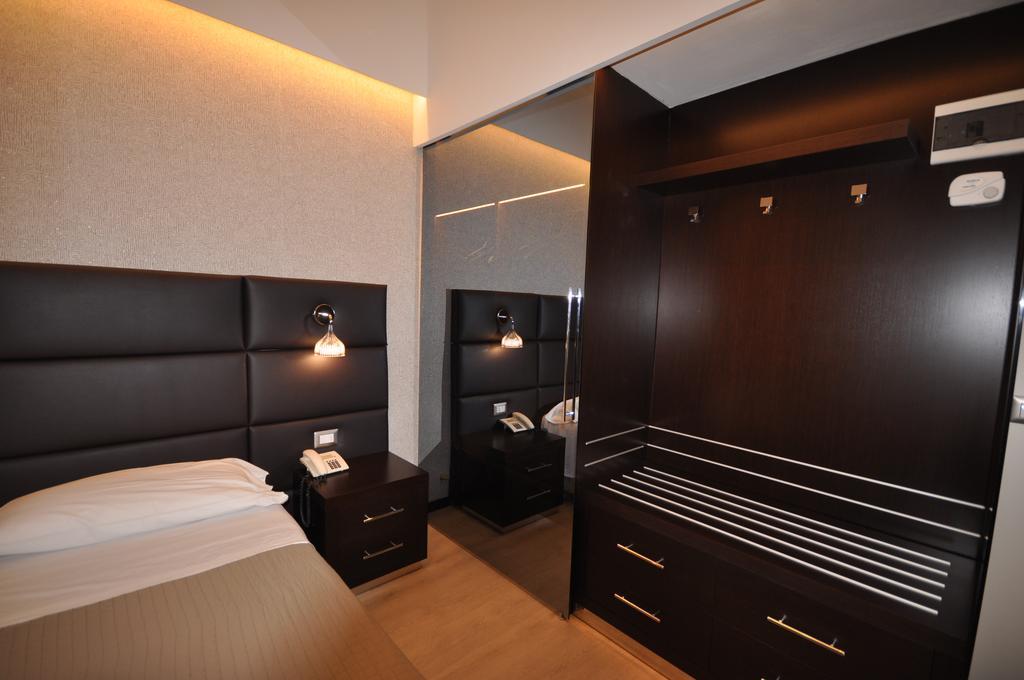 Hotel Adriatic&Beauty Rimini Exterior photo